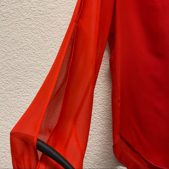 BEBE Red Chiffon Button Up V-neck Slit Sleeve Blouse XS - Picture 8 of 9